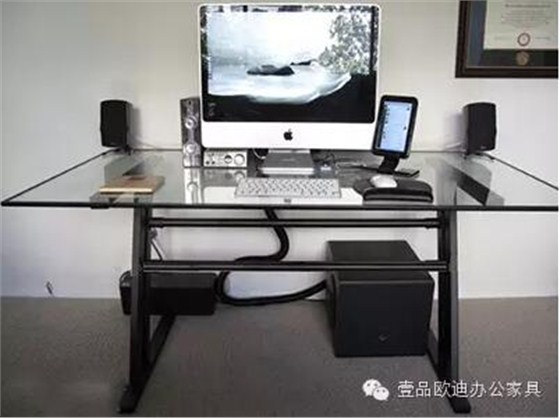 簡(jiǎn)單3招，擺脫辦公桌下各種電源線(xiàn)雜亂困擾？