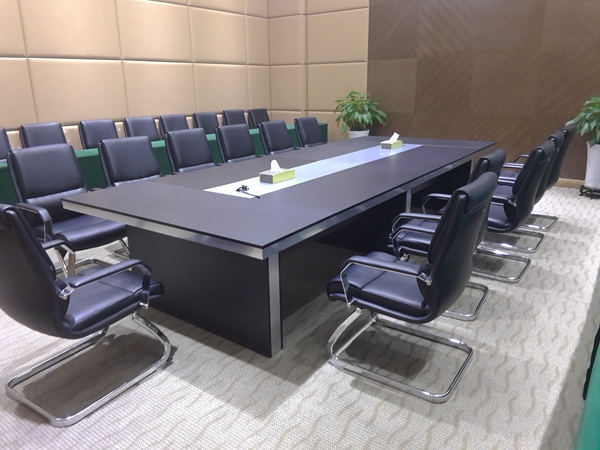 海特實業(yè)有限公司會議桌-壹品歐迪工程案例