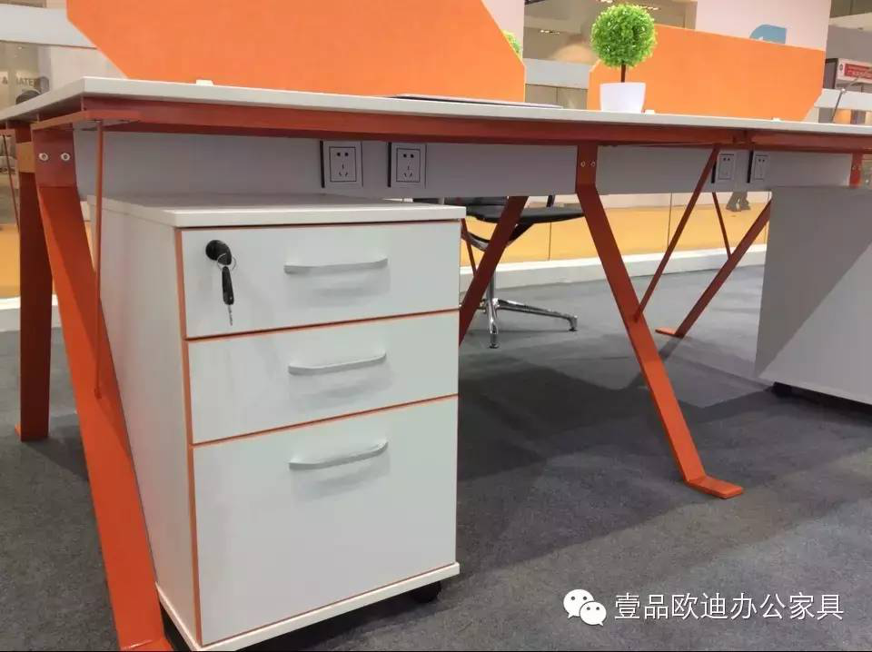 壹品歐迪攜新品亮相2015上海家具展！