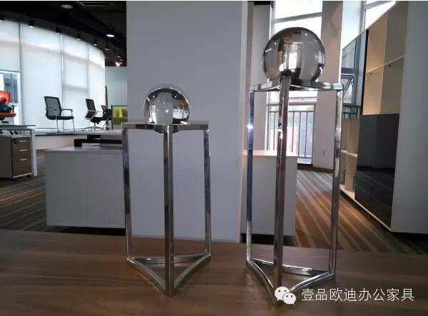 如何為辦公室挑選飾品擺件？
