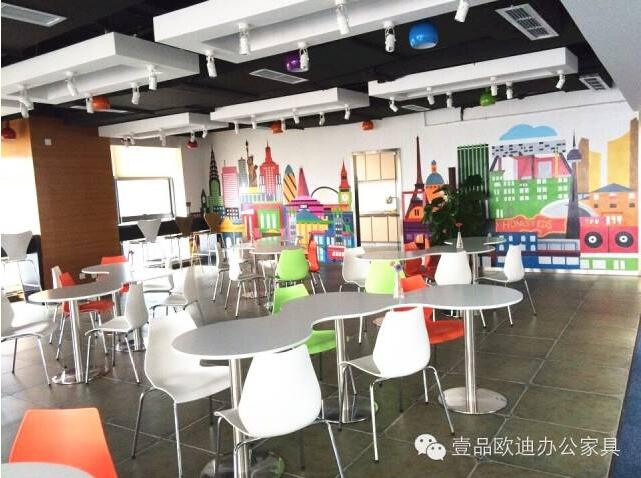 【央視新聞客戶端】京東JD讓老百姓放心網(wǎng)購，壹品歐迪讓京東JD綠色辦公