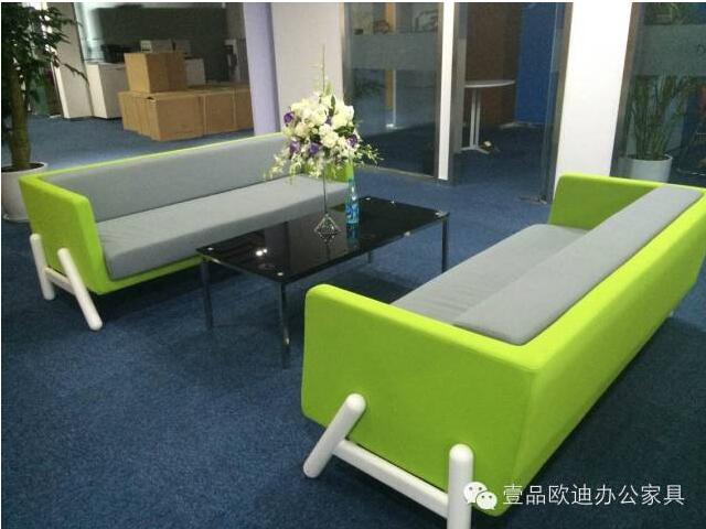 【央視新聞客戶端】京東JD讓老百姓放心網(wǎng)購，壹品歐迪讓京東JD綠色辦公