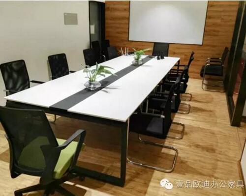 走進(jìn)打造了全國文明村的寶山集團(tuán)辦公室-壹品歐迪辦公家具解決方案