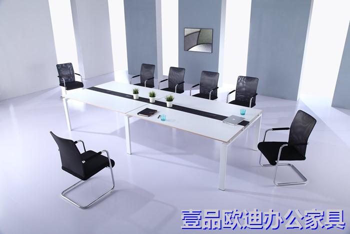 百思特-會(huì)議桌-感謝辦公家具每天8小時(shí)工作時(shí)間的陪伴！